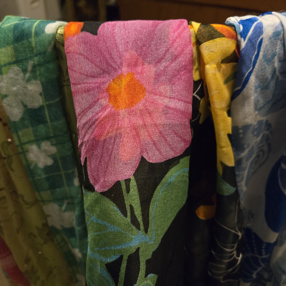 8 Scarfs For Many Occassions. A Couple Are Infinity Ones - Picture 7 of 9